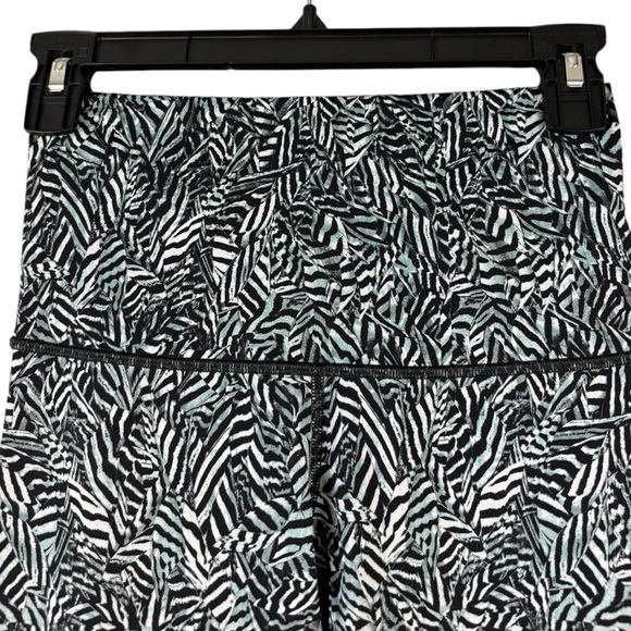 Lululemon Wunder Under Leggings Hi-Rise Dazzle Nulux Alpine White Black Sz 6 - Picture 3 of 7